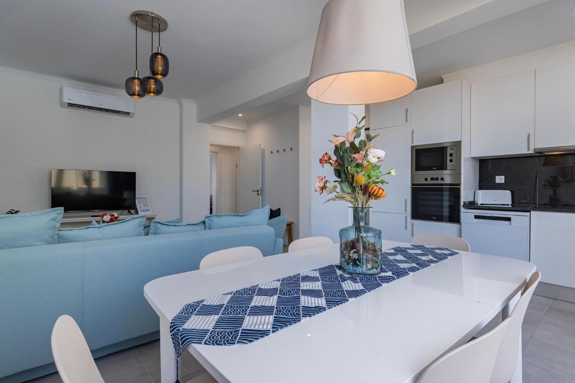 Urban Elegance Apartment Алмада Екстериор снимка